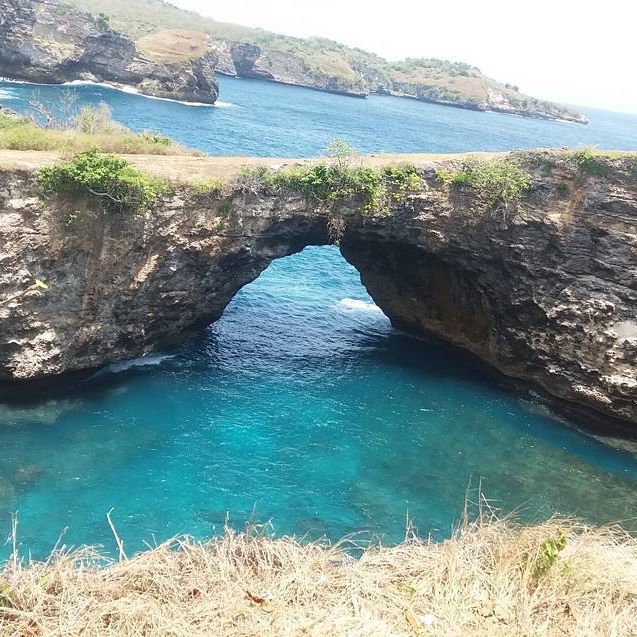 Mengelilingi Pulau Bersama Sahabat