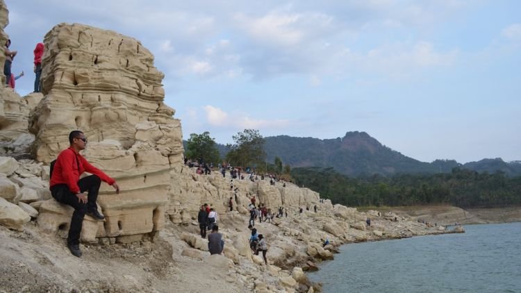 Nggak Cuma Dieng, 5 Destinasi Wisata di Wonosobo Ini Juga Bisa Memanjakan Matamu!