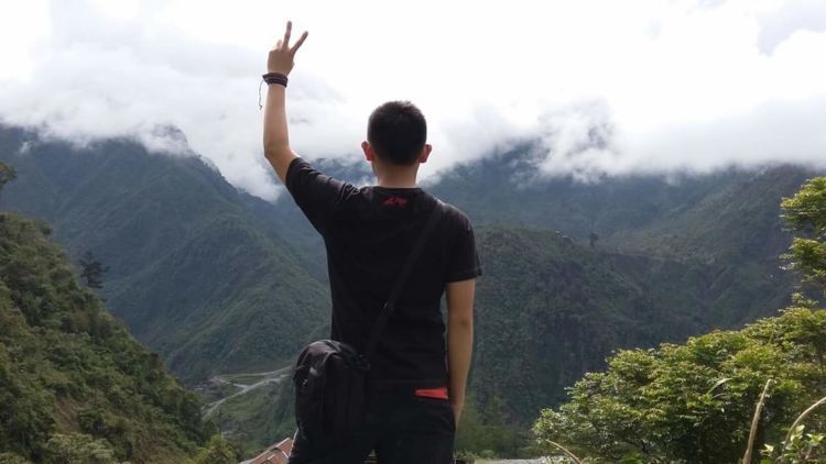 Mengapa Repot Mendaki dan Bertualang? Bukankah di Rumah Lebih Nyaman Dengan Kasur Empuk?