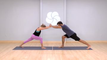 9 Pose Yoga Ini Bisa Dilakukan Bareng Pasangan, Pengganti Kencan Romantis yang Hemat Pengeluaran