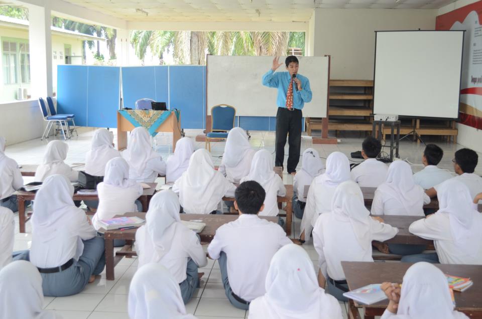 5 Jenis Siswa yang Gampang Banget Terkenal di Kalangan Guru. Coba Cek Apakah Kamu Masuk di Dalamnya!