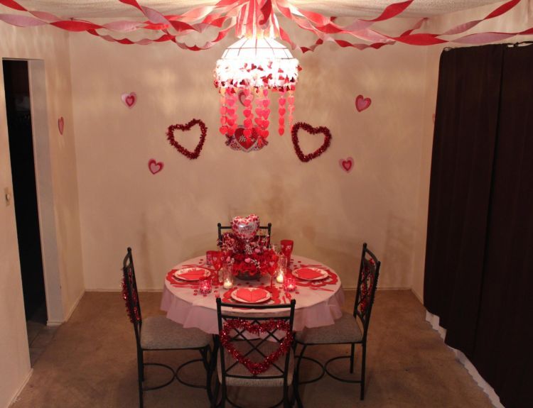14 Dekorasi Meja Romantis  untuk Dinner Bareng Pasangan 