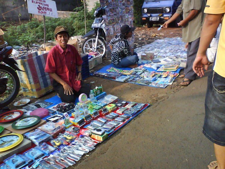 Pedagang kaki lima juga perlu dipikirkan