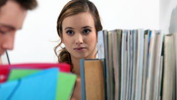 Kisah CLBK Bertepuk Sebelah Tangan? Ya, Aku Ini Korbannya