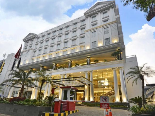 Grand Savero Hotel