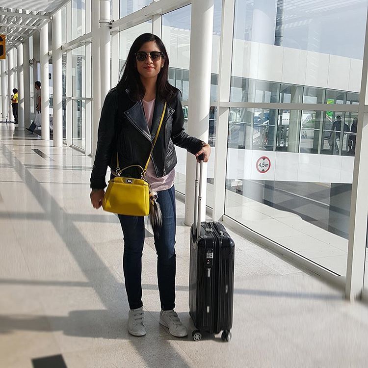 10 Airport Look yang Instagram-able Plus Mampu Menyamarkan Kelelahanmu dari Jalan-jalan