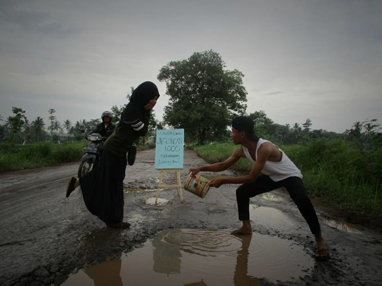 Wisata Jeglongan 1000, Protes Anak Muda Atas Kerusakan Jalan di Lampung Timur! Kreatif Banget Sih Mereka