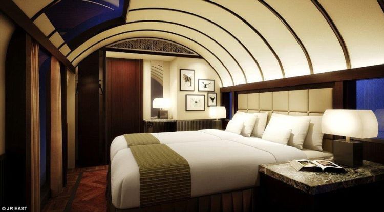 Kereta Api Ini Punya Interior yang Sangat Mewah. Jadi Mikir Ini Kereta Atau Hotel Bintang Lima?