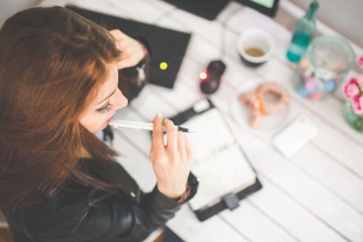 Saat Kamu Tengah Terpuruk, 7 Hal yang Nggak Pernah Kamu Pikirkan Ini Bisa Membantu