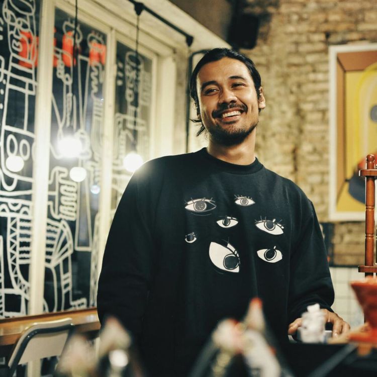 12 Style Cowok Bercambang yang Bikin Hati Cewek Bertekuk Lutut. Habis Gimana, Gemas-gemas Mengayomi, Gitu!