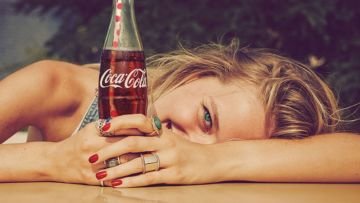 3 Fakta Coca-Cola yang Perlu Kamu Tahu. Meski Ada Di Mana-mana, Minuman Ini Sebenarnya Misterius Lho