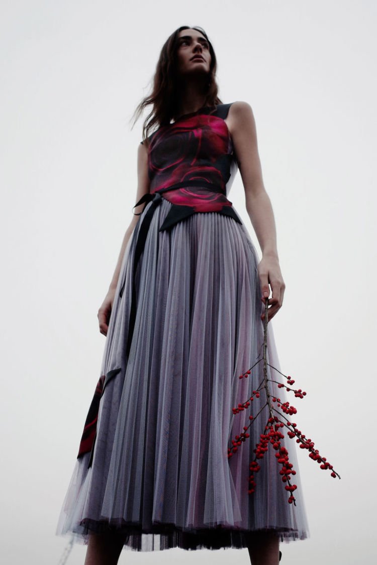 10 Inspirasi Fashion dari Film Beauty and the Beast. Dari Desainer Ternama Sampai Kamu Pun Bisa Tiru