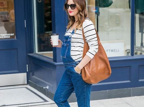 Lihat 12 Style Calon Mama Muda ini. Meski Hamil Tapi Tetap Kece dan Bikin Gemas Sendiri!