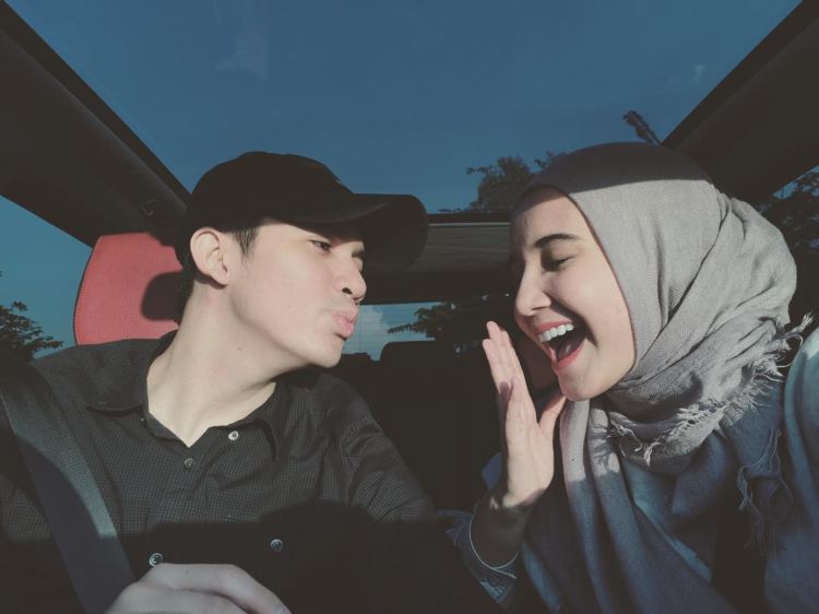 Pasangan Seleb Muda Ini Sudah Lama Menikah Tapi Tetap Harmonis, Nggak Asal Minta Cerai