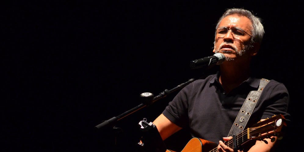 10 Lagu Milik Sang Legenda Ini Sukses Menggetarkan Hati Seisi Bumi Ibu Pertiwi