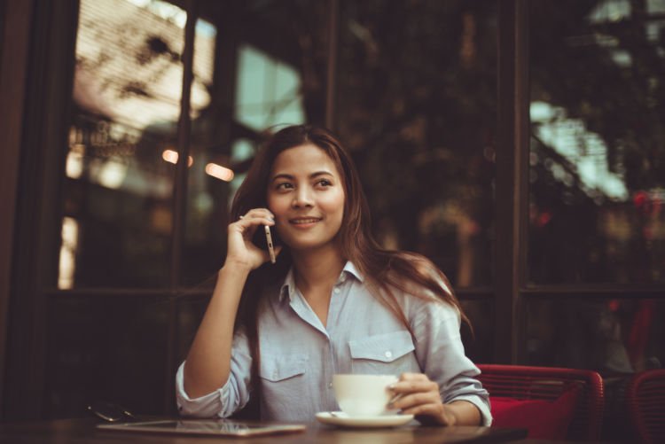 Cuma Pasangan Tangguh yang Bisa Bertahan Saat LDR-an. 8 Rintangan Ini yang Harus Kamu Taklukkan