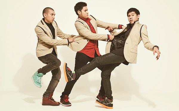 http://www.femina.co.id/selebriti/-hari-baru--ran--album-cinta-tanpa-kata-cinta