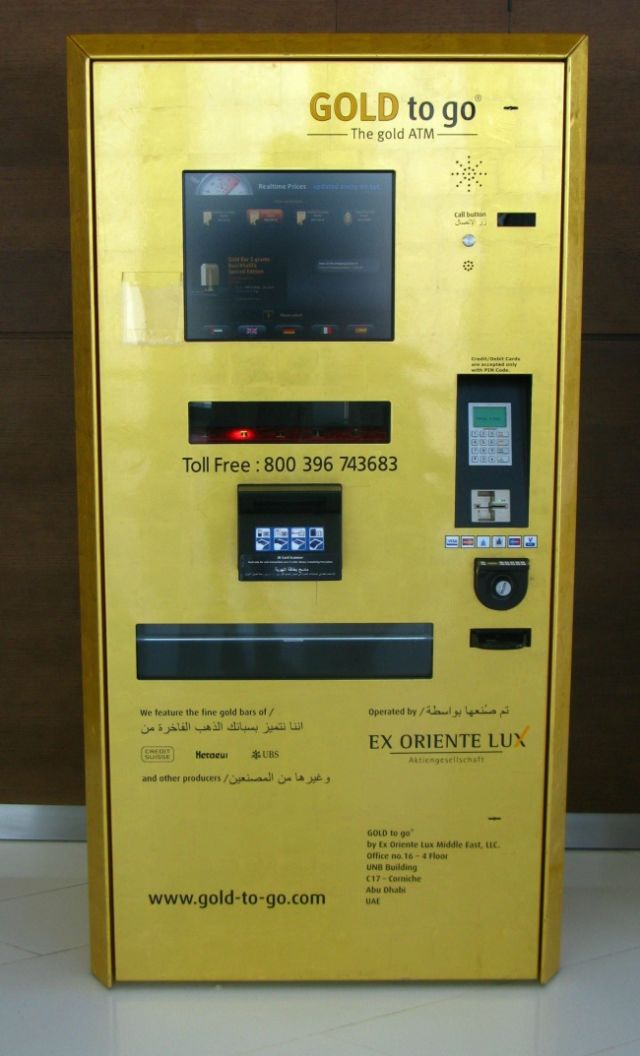 15 Hal Aneh dan Gila yang Hanya Bisa Ditemukan di Dubai. Mulai dari ATM Emas Sampai Pelihara Macan!