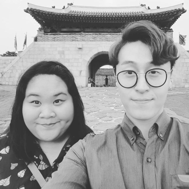 Berjodoh dengan Oppa dari Korea, Wanita Asal Minang Ini Selenggarakan Resepsi dua Tradisi