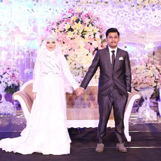 Kamu Berhijab dan Mau Menikah A La Internasional? Intip 14 Gaun Pengantin dari Pernikahan Adik Oki Setiana Dewi yang Mewah, Tapi Tetap Syar'i