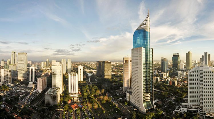 HIRUK PIKUK JAKARTA : Belajar Bijaksana dari Masalah Jakarta.