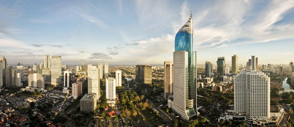 HIRUK PIKUK JAKARTA : Belajar Bijaksana dari Masalah Jakarta.