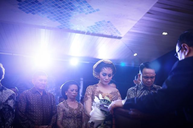 Dari Pesta Lajang, Siraman dan Resepsi Pernikahan yang Berbeda Adat, Inilah Pernikahan A la Momo Geisha