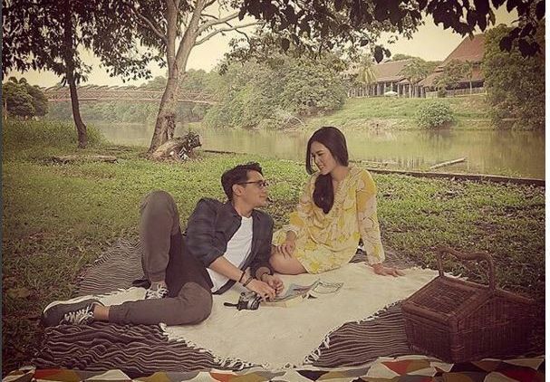Lagu Duet Top Legendaris Indonesia yang Masih Bikin Galau, Nggak Kalah Dengan Duet Afgan-Raisa