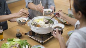 Gagal Pakai Cara Indonesia? Cek 6 Kebiasaan Makan Cewek Jepang yang Bikin Mereka Cantik dan Langsing