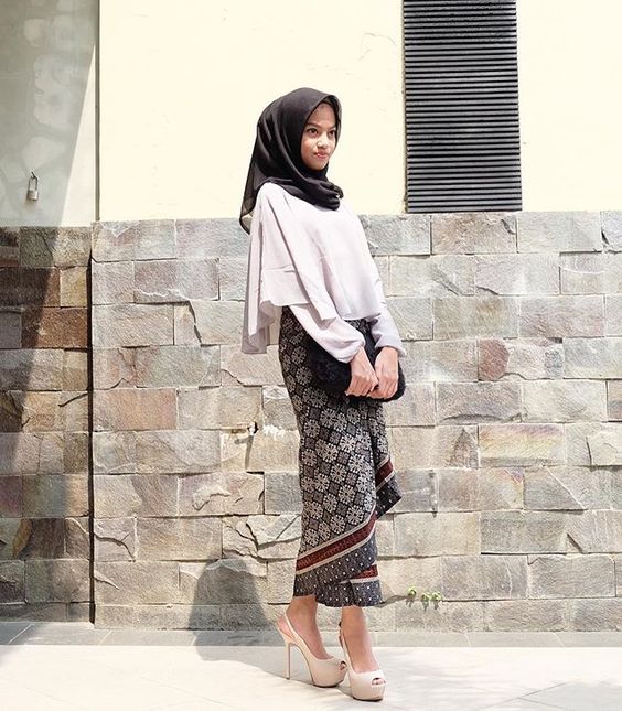 Outfit Kondangan  Hijab Simple 