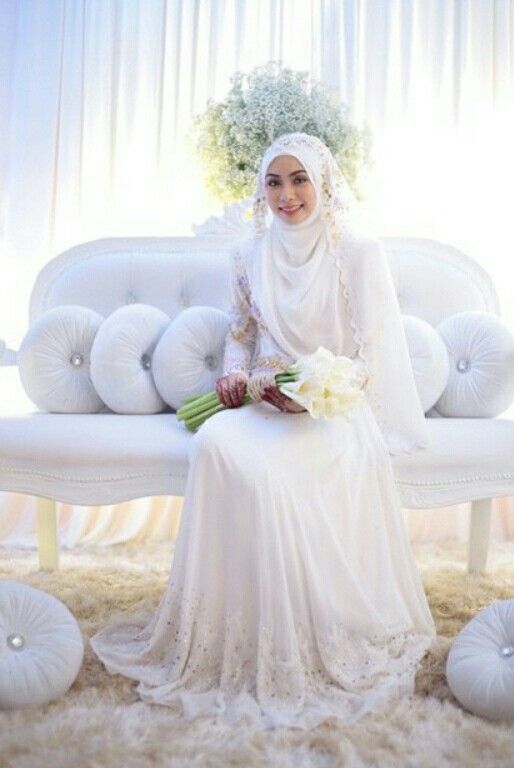 14 Inspirasi Gaun Pengantin Syar i Berwarna Putih Tampil 