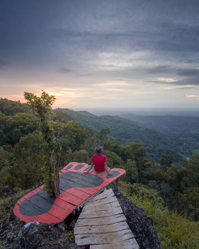 15 Destinasi Instagrammable dan Tersembunyi di Pelosok 