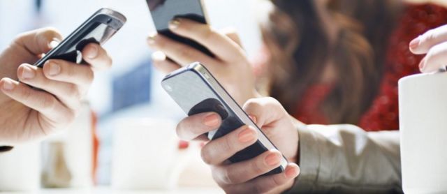 Smartphone itu candu