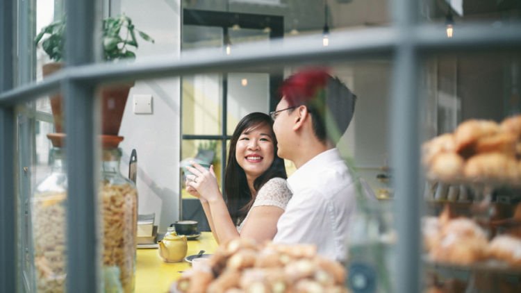 Alasan Mengapa Cinta Itu Tidak Perlu Diumbar-umbar. Cukup Dalam Hati, Agar Lebih Sakral