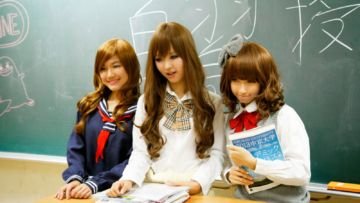 Urusan Uang dan Kesenangan, Siswi SMA Jepang Dianggap Lumrah Kencan dengan Om-om. Simbiosis yang Aneh!