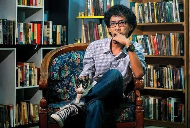 6 Hal Ini Bisa Kamu Pelajari dari Aan Mansyur Jika Ingin Jadi Penulis Jago