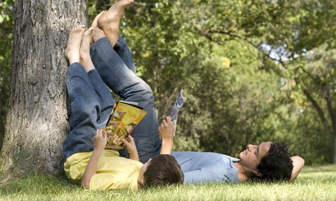 8 Hal Ini Perlu Diajarkan pada Anak Lelakimu. Calon Ayah Harus Belajar Mulai Sekarang
