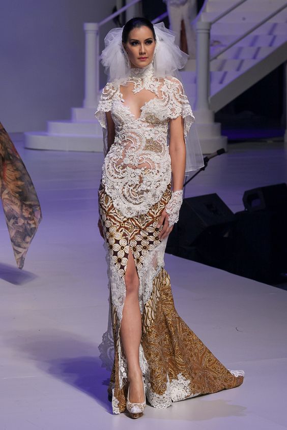 13 Inspirasi Kebaya Lengan Pendek untuk Segala Acara. Santai Tapi Tetap Terlihat Punya Pesona