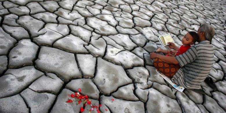 Kehidupan para korban lumpur lapindo menjelang 11 tahun bencana merenggut kehidupan mereka.
