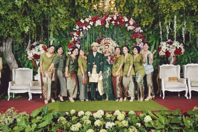 10 Dekorasi Garden Party di Dalam Ruangan. Nggak Ada Lagi Istilah Takut Kehujanan