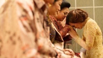7 Petuah Orangtua untuk Anaknya yang Akan Menikah Ini Diam-diam Bikin Langgeng Rumah Tangga