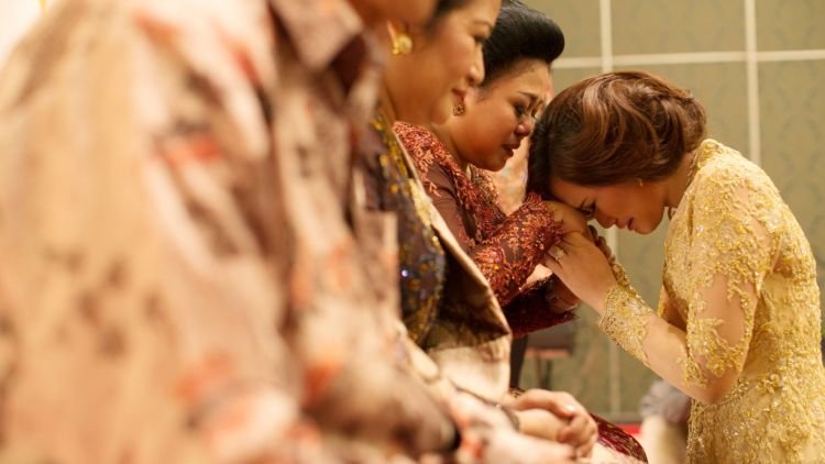 7 Petuah Orangtua untuk Anaknya yang Akan Menikah Ini Diam-diam Bikin Langgeng Rumah Tangga