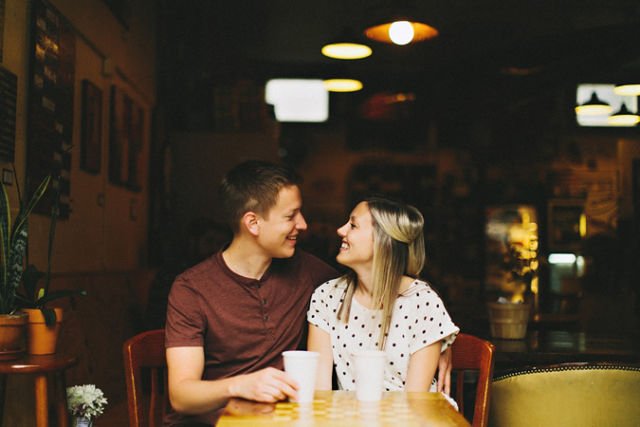 6 Keistimewaan Ini Membuat Pasangan yang Jarang Bertemu 