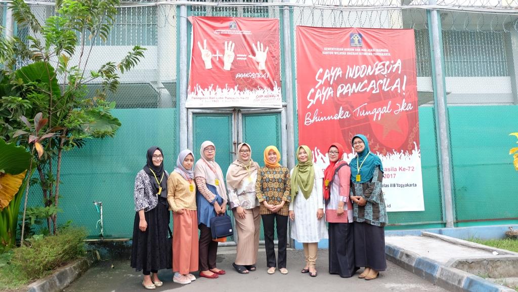 Tak Henti Berbagi, Elita Kerudung Makin Eksis di Bulan Ramadan Ini