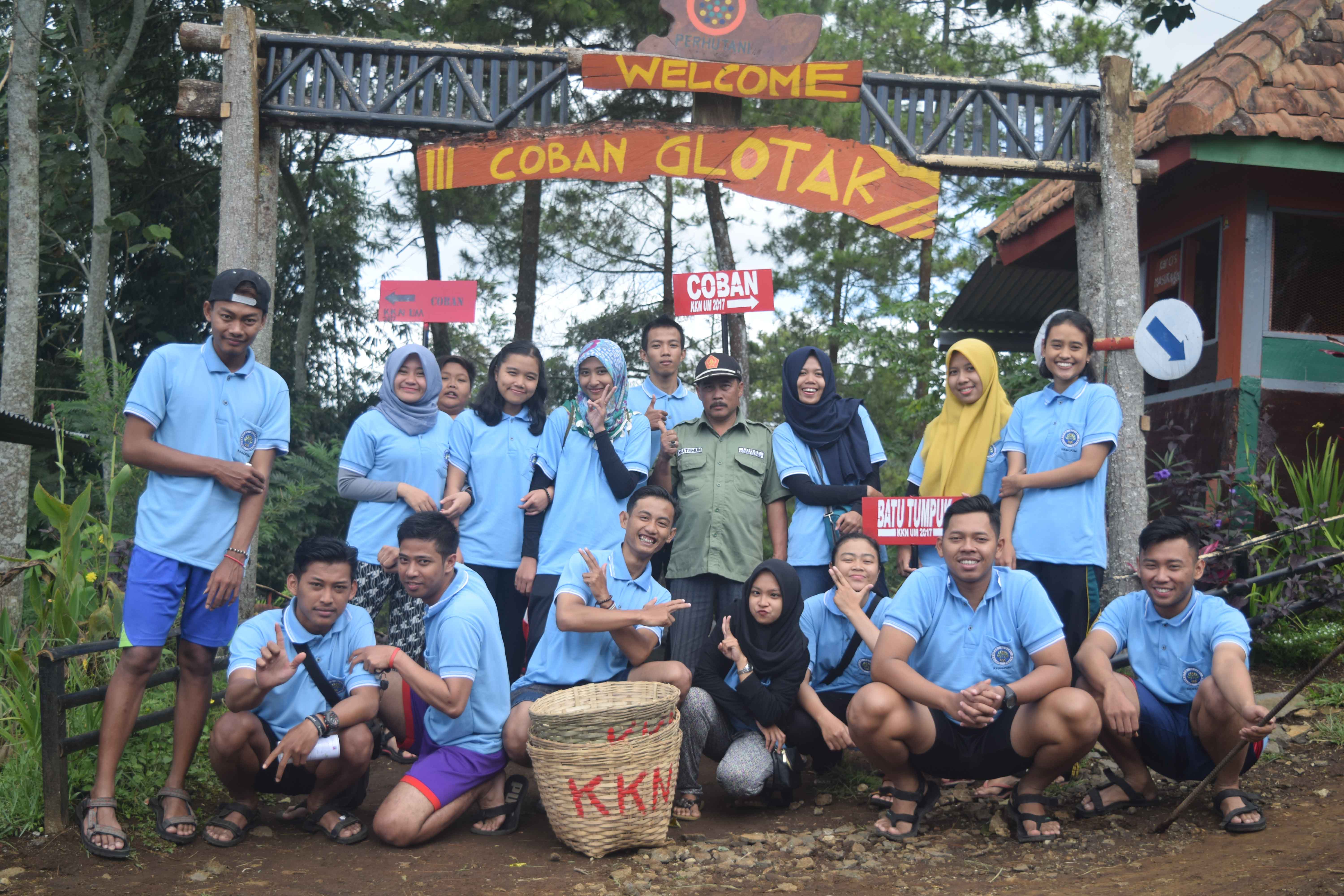 Di Saat Muda-Mudi Lain Sibuk Dengan Hal-hal Berbau Kekinian, Muda-Mudi Ini Mengajak Kita Untuk Tetap Mengembangkan Wisata Alam Lokal