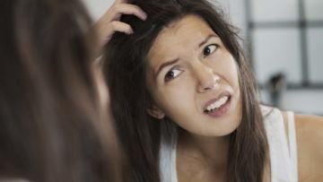 6 Kesalahan Keramas yang Sering Dilakukan. Bukannya Bersih, Rambut Malah Rontok dan Bercabang