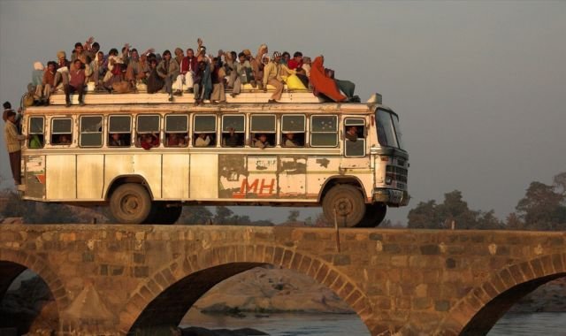 10 Foto Mobil yang Menderita Karena Dipaksa Bawa Muatan yang Membahayakan, Jangan Ditiru Pas Mudik!