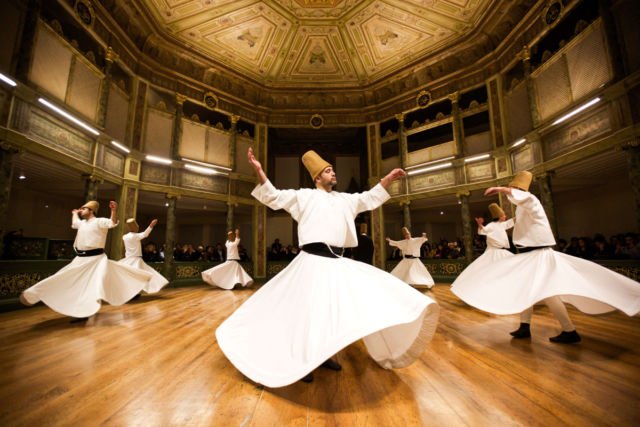 Serba-serbi Tarian Sufi. Tarian Religius yang Masih Kurang Dikenal Oleh Mayoritas Orang Indonesia
