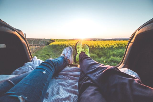 11 Aktivitas Bareng Pasangan yang Bisa Bikin Hubungan Kalian Awet Sampai Pelaminan