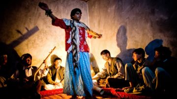 Mirisnya Nasib Anak-anak Cowok di Afghanistan Ini. Disuruh Bersolek, Menari, dan Jadi Budak Seksual